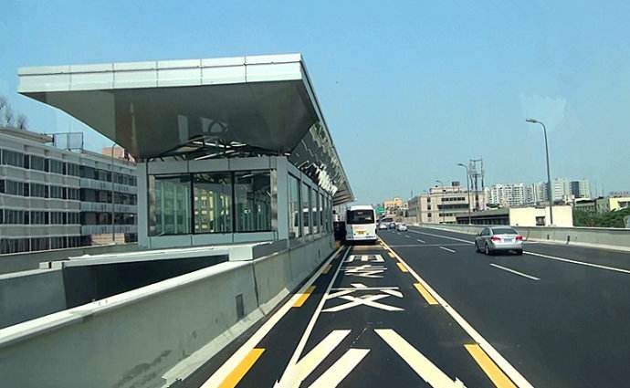 德瑞亞空壓機(jī)助力城市快速公交系統(tǒng)，節(jié)能無(wú)止盡